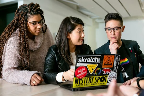 Comment découvrir les métiers et les secteurs d'activité qui vous intéressent ?